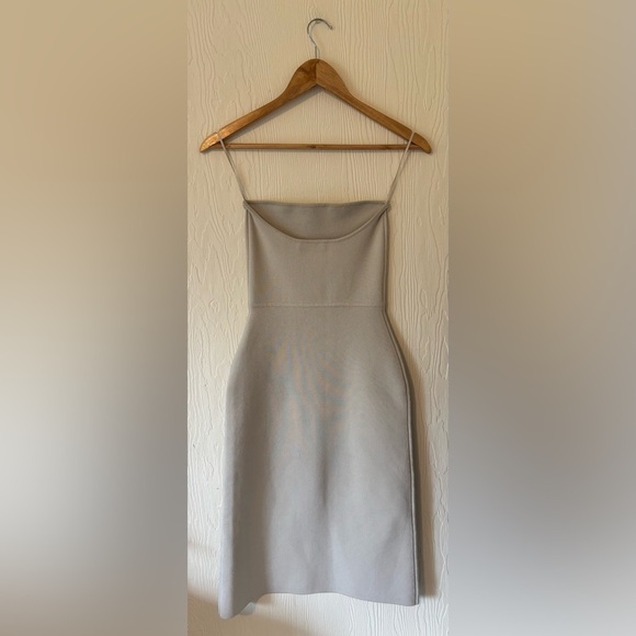 Babaton Aritzia Platform Sculpt Knit Bodycon Cream Bardot Midi Dress - Picture 5 of 11